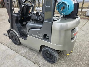 POUŽITÝ VYSOKOZDVIŽNÝ VOZÍK NISSAN P1F1A15D