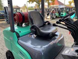 Použitý vysokozdvižný vozík MITSUBISHI FGE30T-F13F