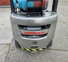 POUŽITÝ VYSOKOZDVIŽNÝ VOZÍK NISSAN P1F1A15D