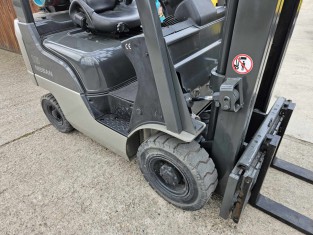 POUŽITÝ VYSOKOZDVIŽNÝ VOZÍK NISSAN P1F1A15D