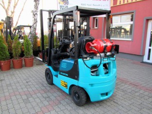 Použitý vysokozdvižný vozík YALE 03FL15