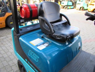 Použitý vysokozdvižný vozík YALE 03FL15