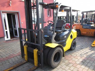 POUŽITÝ VYSOKOZDVIŽNÝ VOZÍK KOMATSU FG30T-17
