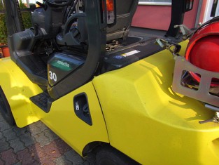 POUŽITÝ VYSOKOZDVIŽNÝ VOZÍK KOMATSU FG30T-17