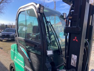 POUŽITÝ VYSOKOZDVIŽNÝ VOZÍK MITSUBISHI FG25N