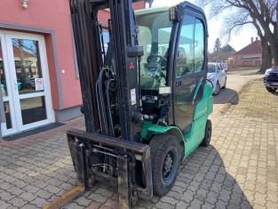 POUŽITÝ VYSOKOZDVIŽNÝ VOZÍK MITSUBISHI FG25N