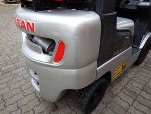 Použitý vysokozdvižný vozík NISSAN L01A15W