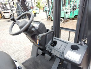 Použitý vysokozdvižný vozík NISSAN L01A15W