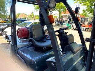 Použitý vysokozdvižný vozík NISSAN P1F1A15D