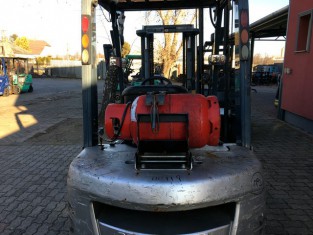 Použitý vysokozdvižný vozík NISSAN P1F2A20D