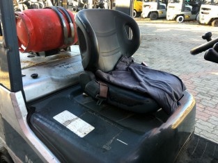 Použitý vysokozdvižný vozík NISSAN P1F2A20D