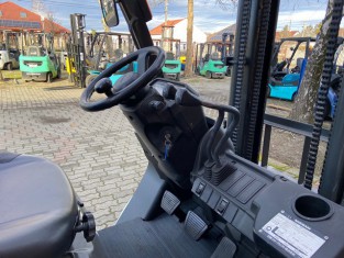 POUŽITÝ VYSOKOZDVIŽNÝ VOZÍK NISSAN P1F2A25D