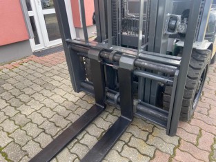 POUŽITÝ VYSOKOZDVIŽNÝ VOZÍK NISSAN UG1F2A30D