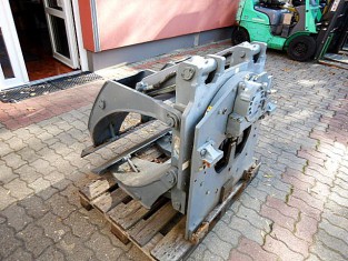 Čeluste na role CASCADE 60F-RCP + rotátor