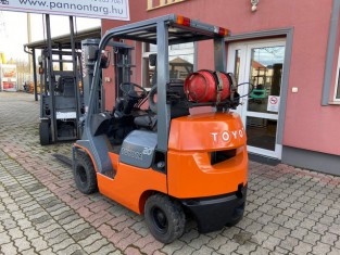 POUŽITÝ VYSOKOZDVIŽNÝ VOZÍK TOYOTA 7FGK20