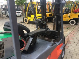 POUŽITÝ ELEKTRICKY VYSOKOZDVIŽNÝ VOZÍK TOYOTA 7FBEF18