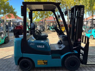 POUŽITÝ VYSOKOZDVIŽNÝ VOZÍK YALE 03FL20