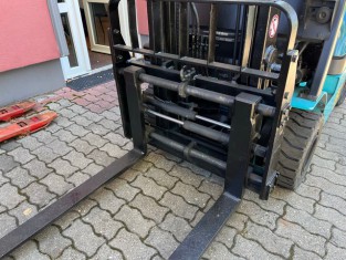 POUŽITÝ VYSOKOZDVIŽNÝ VOZÍK YALE 03FL20