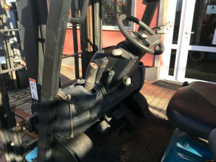 Použitý vysokozdvižný vozík YALE 03FL15