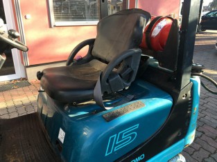 Použitý vysokozdvižný vozík YALE 03FL15