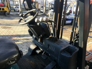 Použitý vysokozdvižný vozík YALE 03FL15