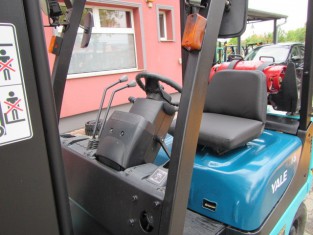 YALE 03FL15PAXI2LD POUŽITÝ VYSOKOZDVIŽNÝ VOZÍK