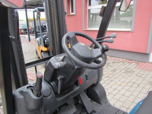 YALE 03FL15PAXI2LD POUŽITÝ VYSOKOZDVIŽNÝ VOZÍK