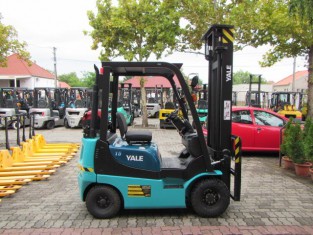YALE 03FL15PAXI2LD POUŽITÝ VYSOKOZDVIŽNÝ VOZÍK