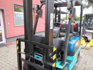 YALE 03FL15PAXI2LD POUŽITÝ VYSOKOZDVIŽNÝ VOZÍK