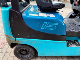 Použitý vysokozdvižný vozík YALE 03FL15