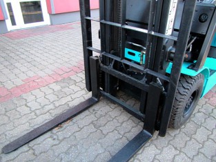 Použitý vysokozdvižný vozík YALE 03FL15