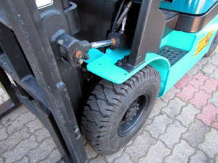 Použitý vysokozdvižný vozík YALE 03FL15