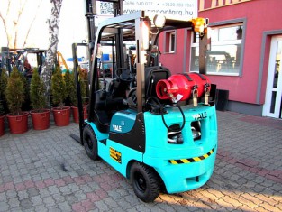 Použitý vysokozdvižný vozík YALE 03FL15