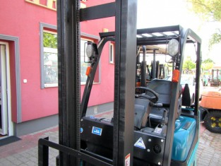 Použitý vysokozdvižný vozík YALE 03FL15