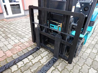 Použitý vysokozdvižný vozík YALE 03FL15