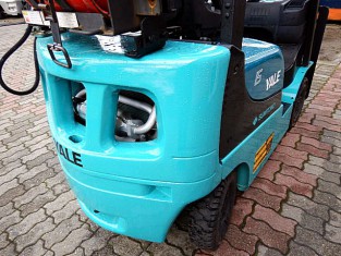 Použitý vysokozdvižný vozík YALE 03FL15