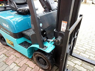 Použitý vysokozdvižný vozík YALE 03FL15