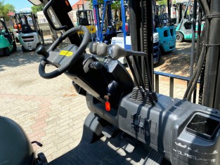 Použitý vysokozdvižný vozík YALE 03FL15