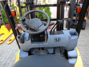 POUŽITÝ VYSOKOZDVIŽNÝ VOZÍK YALE 11FT20