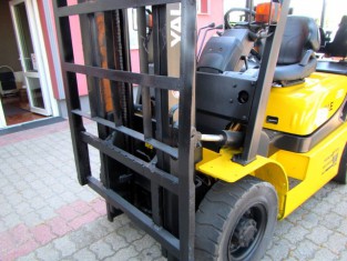 POUŽITÝ VYSOKOZDVIŽNÝ VOZÍK YALE 11FT20