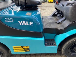 POUŽITÝ VYSOKOZDVIŽNÝ VOZÍK YALE 11FT20