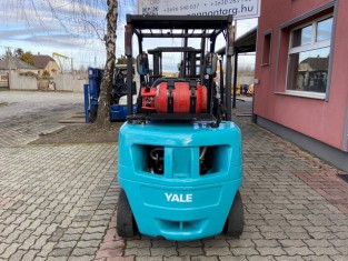 POUŽITÝ VYSOKOZDVIŽNÝ VOZÍK YALE 11FT20