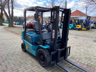 POUŽITÝ VYSOKOZDVIŽNÝ VOZÍK YALE 11FT20