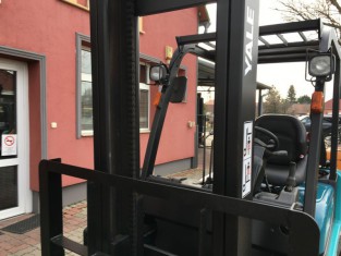 POUŽITÝ VYSOKOZDVIŽNÝ VOZÍK YALE 13FL30