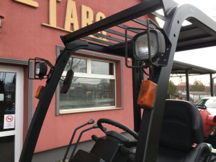 POUŽITÝ VYSOKOZDVIŽNÝ VOZÍK YALE 13FL30