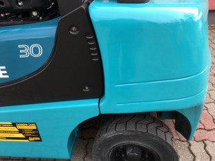 POUŽITÝ VYSOKOZDVIŽNÝ VOZÍK YALE 13FL30