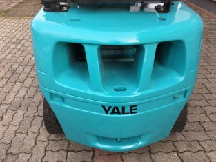 POUŽITÝ VYSOKOZDVIŽNÝ VOZÍK YALE 13FL30