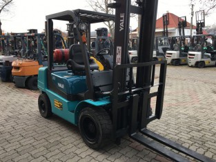 POUŽITÝ VYSOKOZDVIŽNÝ VOZÍK YALE 13FL30