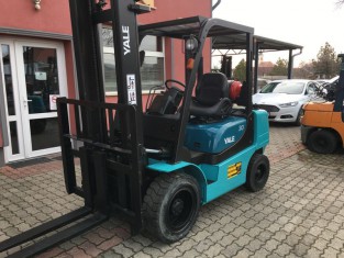 POUŽITÝ VYSOKOZDVIŽNÝ VOZÍK YALE 13FL30