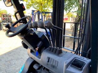 Použitý vysokozdvižný vozík YALE 13FL30